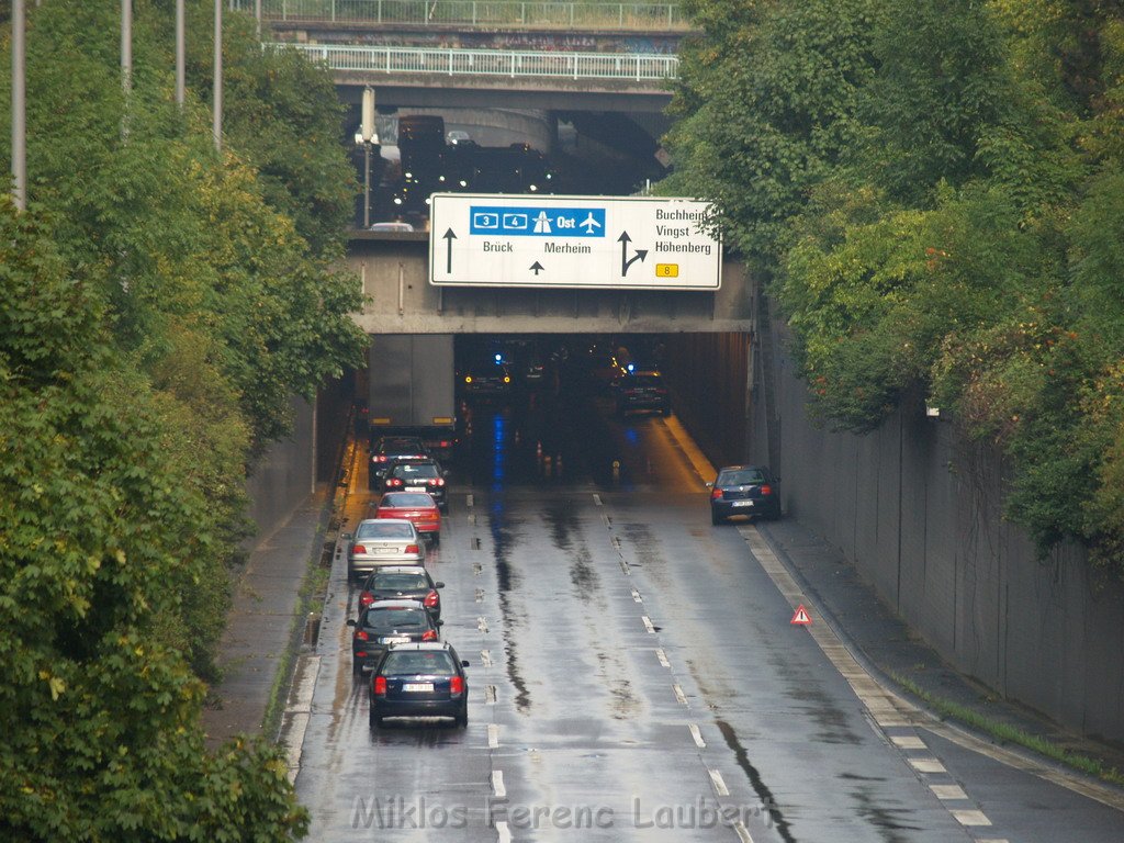 VU Tunnel Zoobruecke Rich Autobahn P8.JPG